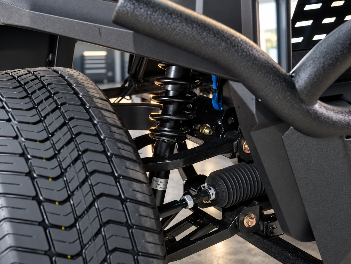 Vanta front suspension shock absorber detail