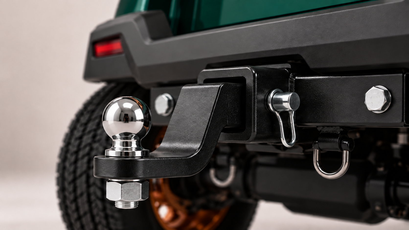 Trailer Hitch Ball — detail